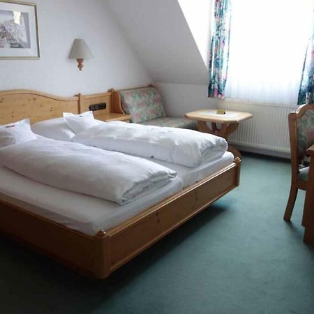 Hotel Bayerischer Hof วาล์ดซัสเซน ภายนอก รูปภาพ