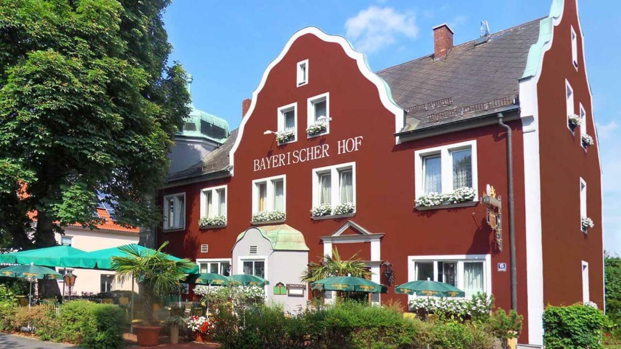 Hotel Bayerischer Hof วาล์ดซัสเซน ภายนอก รูปภาพ